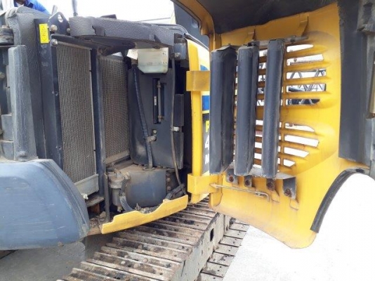 รถขุด 4 ตัน KOMATSU PC40MR-2 มือสองญี่ปุ่น รถขุด 4 ตัน KOMATSU PC40MR-2 มือสองญี่ปุ่น