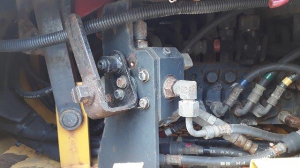 รถขุด 4 ตัน KOMATSU PC40MR-2 มือสองญี่ปุ่น รถขุด 4 ตัน KOMATSU PC40MR-2 มือสองญี่ปุ่น