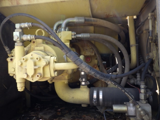 รถขุด 4 ตัน KOMATSU PC40MR-2 มือสองญี่ปุ่น รถขุด 4 ตัน KOMATSU PC40MR-2 มือสองญี่ปุ่น