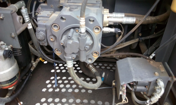 รถตักล้อยาง ขายถูก CAT 910F-2 มือสองญี่ปุ่น เก่ง NDT 085-904-9669