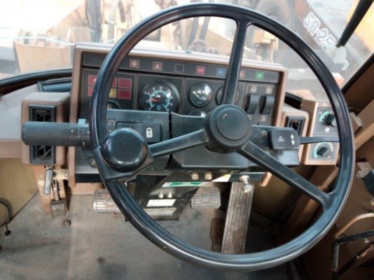 รถตักล้อยาง ขายถูก CAT 910F-2 มือสองญี่ปุ่น เก่ง NDT 085-904-9669