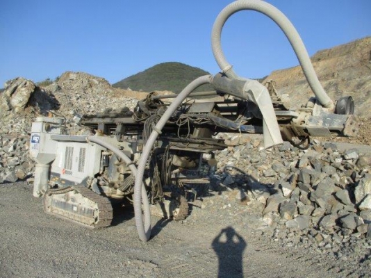 รถเจาะหิน FURUKAWA HCR900-DS2 มือสองญี่ปุ่น