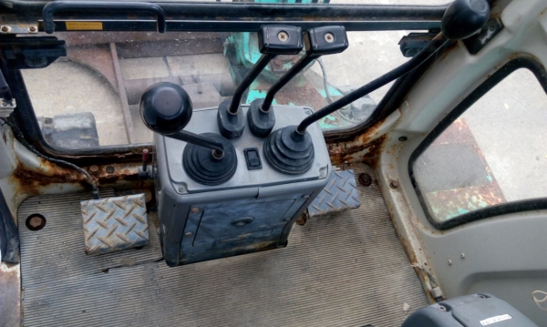 เครน 25 ตัน KATO KR25H-V2 # 712712 H-TYPE มือสองญี่ปุ่น