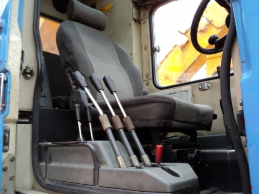 เครน 25 ตัน KATO KR25H-V2 # 712712 H-TYPE มือสองญี่ปุ่น