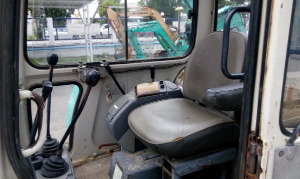 เครน 25 ตัน KATO KR25H-V2 # 712712 H-TYPE มือสองญี่ปุ่น