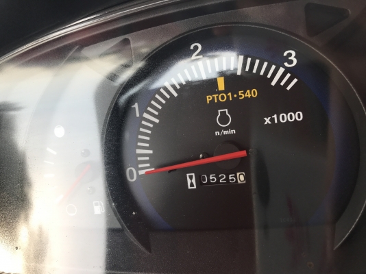 ขายรถไถคูโบต้า L47084WD)2เพลา สภาพนางฟ้า ใช้งาน 500 ชั่วโมง พร้อมอุปกรณ์ใบมีดหน้าและผานพรวน ราคา 468,000 บาท พร้อมส่งฟรีถึงบ้าน โทรสอบถามได้เลยค่ะ 081-9136451 ขอดูรูปทาง Line:Bow6451  รถสวย สภาพพร้อมใช้งาน   เครื่องดี เกียร์ดี ยางดีทั้ง 4 เส้น ตรวจเชคเรีย