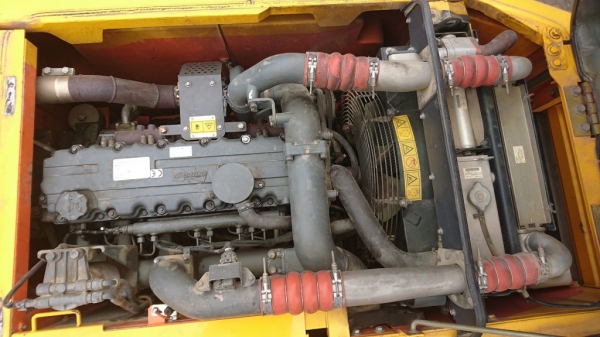 เครน 25 ตัน KATO KR25H-V # 715180 H-TYPE มือสองญี่ปุ่น