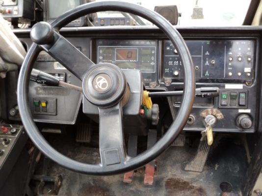 เครน 25 ตัน KATO KR25H-V # 715180 H-TYPE มือสองญี่ปุ่น