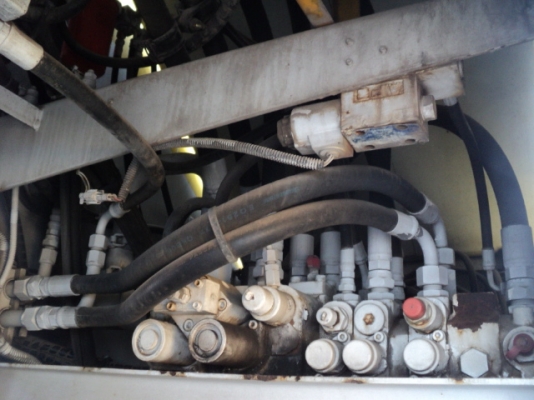 เครน 25 ตัน KATO KR25H-V # 715180 H-TYPE มือสองญี่ปุ่น