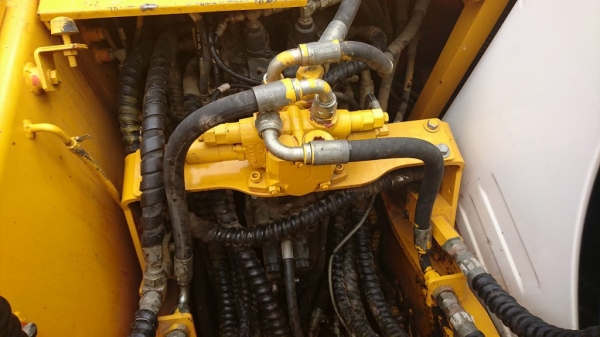 เครน 25 ตัน KATO KR25H-V # 715180 H-TYPE มือสองญี่ปุ่น