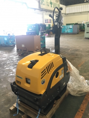 รถขุด 3 ตัน KOBELCO SK30SR-3E # PW13 มือสองญี่ปุ่น