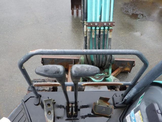 รถขุด 3 ตัน KOBELCO SK30SR-3E # PW13 มือสองญี่ปุ่น