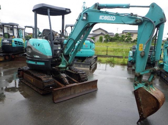 รถขุด 3 ตัน KOBELCO SK30SR-3E # PW13 มือสองญี่ปุ่น