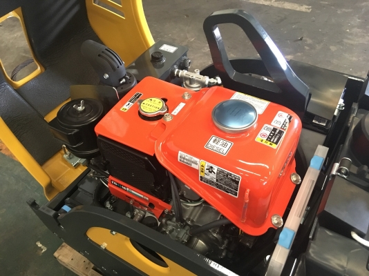 รถขุด 3 ตัน KOBELCO SK30SR-3E # PW13 มือสองญี่ปุ่น