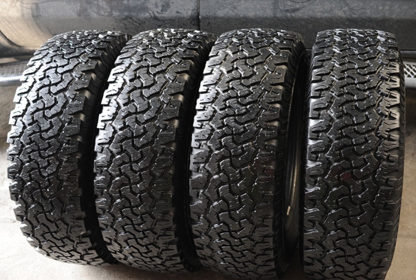 ยาง BF 265 70 16 ดอกติดหนวด