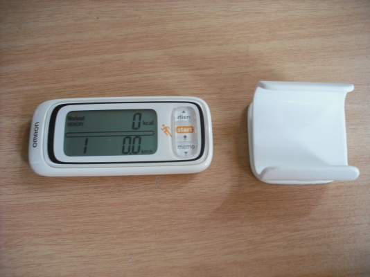 เครื่องนับก้าว OMRON รุ่น HJA 300 เครื่องนับก้าว OMRON รุ่น HJA 300