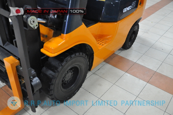 ขายรถโฟล์คลิฟท์มือสอง TOYOTA รุ่น F7FD15-18827 นำเข้าจากประเทศญี่ปุ่น 100\% ไม่เคยใช้งานในไทย