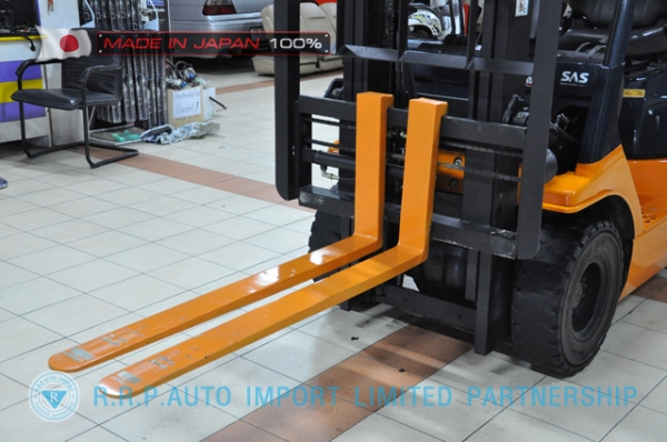 ขายรถโฟล์คลิฟท์มือสอง TOYOTA รุ่น F7FD15-18827 นำเข้าจากประเทศญี่ปุ่น 100\% ไม่เคยใช้งานในไทย