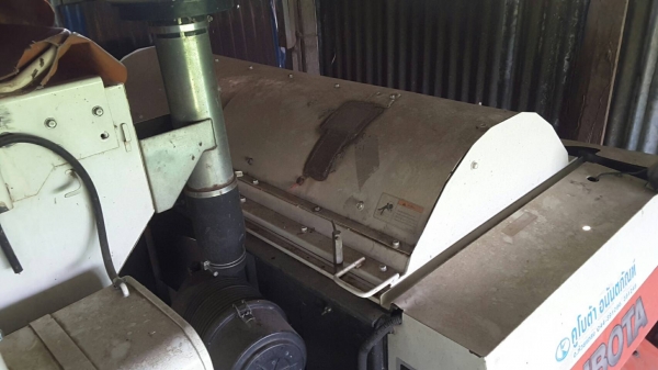 ขายรถเกี่ยวข้าว DC 60 ปี 54 ใช้งานได้ 2097 ชม