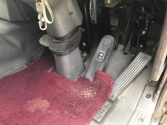 ขายหัวเก๋ง NISSAN UD(BIG THUMB) นำเข้าจากญึ่ปุ่น100\% ราคาถูกๆ สภาพสวยๆมาก สนใจติดต่อ 081-948-5494