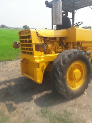 ขายด่วน  เครื่องจักกลหนัก  รถตักล้อยางKomatsu  Jh30-B  ราคา  250,000