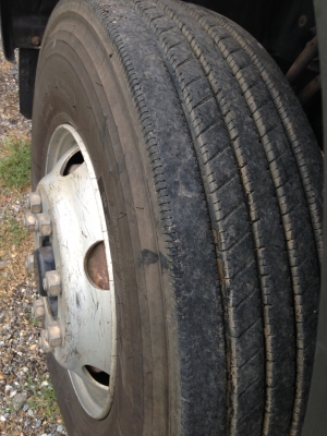 สิบล้อ ฮีโน่ 344 ปี56 ดั้มสามมิต รถห้างมือเดียวป้ายแดง สภาพดีสวยๆคู่เดิมๆใช้งาน.น้อย.ไมค์แท้ วิ่ง150,×××กม.เช็คศูนย์ตลอด เล่ม-ทะเบียนพร้อมโอน ขายราคา 2,350,000บ ราคานี้ เปลียน"ยางเรเดี้ยล"ให้ใหม่ 8เส้น เพิ่ม"ระบบลากลูก& สิบล้อ ฮีโน่ 344 ปี56 ดั้มสามมิต รถห้างมือเดียวป้ายแดง สภาพดีสวยๆคู่เดิมๆใช้งาน.น้อย.ไมค์แท้ วิ่ง150,×××กม.เช็คศูนย์ตลอด เล่ม-ทะเบียนพร้อมโอน ขายราคา 2,350,000บ ราคานี้ เปลียน"ยางเรเดี้ยล"ให้ใหม่ 8เส้น เพิ่ม"ระบบลากลูก&