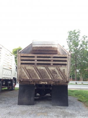 สิบล้อ ฮีโน่ 344 ปี56 ดั้มสามมิต รถห้างมือเดียวป้ายแดง สภาพดีสวยๆคู่เดิมๆใช้งาน.น้อย.ไมค์แท้ วิ่ง150,×××กม.เช็คศูนย์ตลอด เล่ม-ทะเบียนพร้อมโอน ขายราคา 2,350,000บ ราคานี้ เปลียน"ยางเรเดี้ยล"ให้ใหม่ 8เส้น เพิ่ม"ระบบลากลูก& สิบล้อ ฮีโน่ 344 ปี56 ดั้มสามมิต รถห้างมือเดียวป้ายแดง สภาพดีสวยๆคู่เดิมๆใช้งาน.น้อย.ไมค์แท้ วิ่ง150,×××กม.เช็คศูนย์ตลอด เล่ม-ทะเบียนพร้อมโอน ขายราคา 2,350,000บ ราคานี้ เปลียน"ยางเรเดี้ยล"ให้ใหม่ 8เส้น เพิ่ม"ระบบลากลูก&