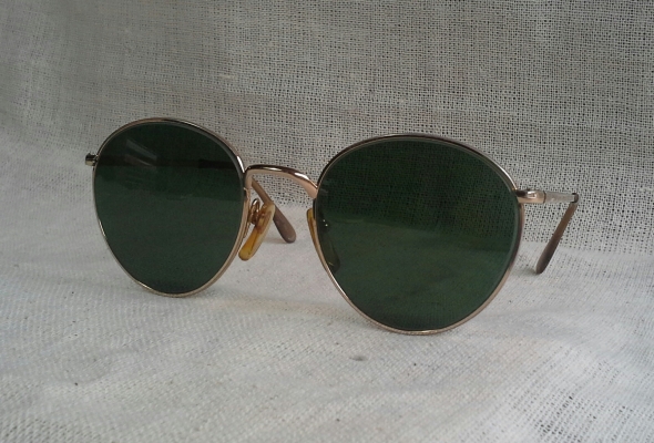 แว่นตาโมเดลอาร์ติสท์ &#039;หยดน้ำ จอห์น เลนนอน&#039; ที่เก่าแก่และดีที่สุดของฝรั่งเศส  Vintage L&#039;AMY handmade in France