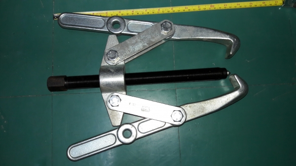 ขายสองขาถอดลูกปืนขนาด22/3 BUCO MADE IN GERMANY. ใหม่เก่าเก็บ