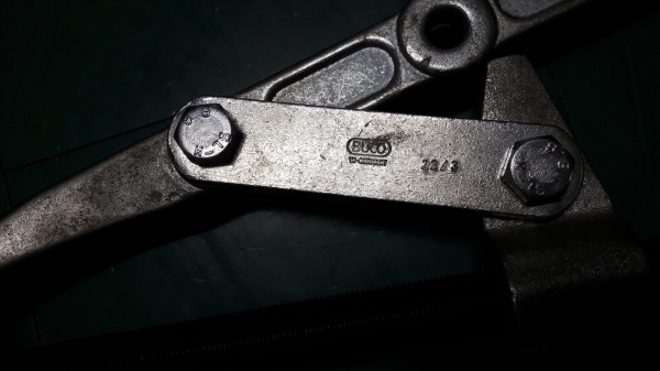 ขายสองขาถอดลูกปืนขนาด22/3 BUCO MADE IN GERMANY. ใหม่เก่าเก็บ