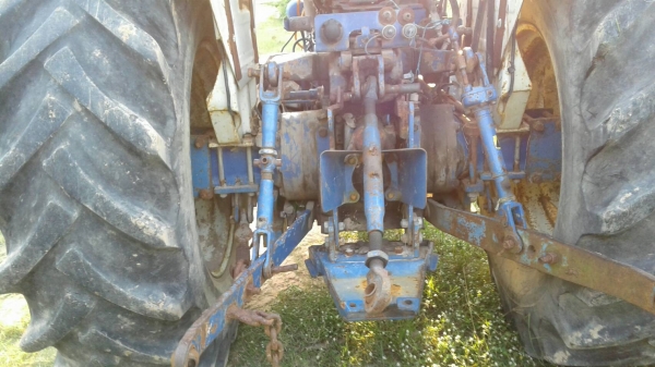 รถไถนั่งขับ ฟาร์มแทรค 90 แรง พร้อมเล่มทะเบียน ดันหน้า เครื่องดีปั๊มดีของเหลวเปลี่ยนใหม่ ยางดี ใช้งานได้เลย สวยราคาถูก ขายตัดพ่อค้าคุยได้ 115 000 บาทโทรเลยครับ 087 551 1464 ดีแทค 0636 2559 242 AIS.ด่วน..