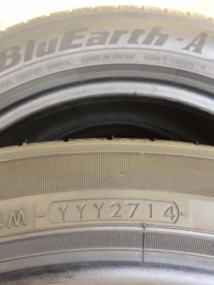 ขายยาง YOKOHAMA BlueEarth-A (MADE IN JAPAN) 215-50-17 ปี14 ดอกเต็ม สภาพสวย ไม่มีตำหนิ ชุดละ 4,500 บาท