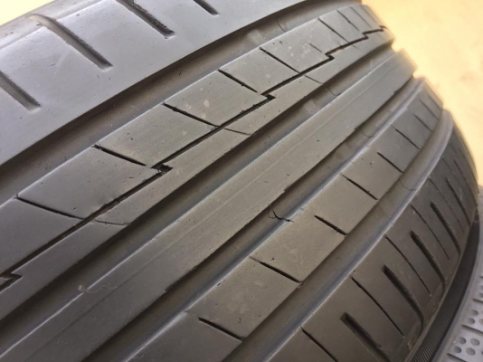ขายยาง YOKOHAMA BlueEarth-A (MADE IN JAPAN) 215-50-17 ปี14 ดอกเต็ม สภาพสวย ไม่มีตำหนิ ชุดละ 4,500 บาท