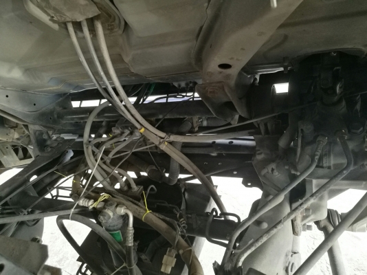 รถบรรทุก 6 ล้อมีหลังคา ยี่ห้อ ISUZU  130 แรงม้า ปีจดทะเบียน 2548