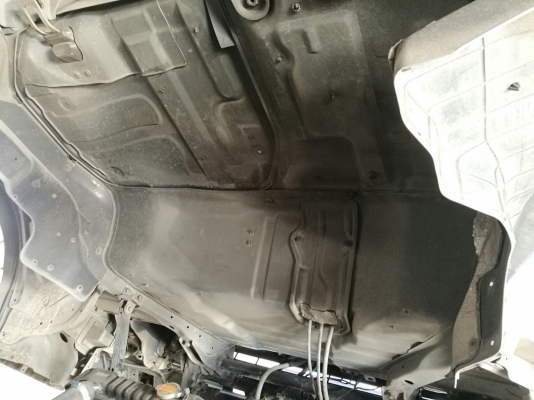 รถบรรทุก 6 ล้อมีหลังคา ยี่ห้อ ISUZU  130 แรงม้า ปีจดทะเบียน 2548