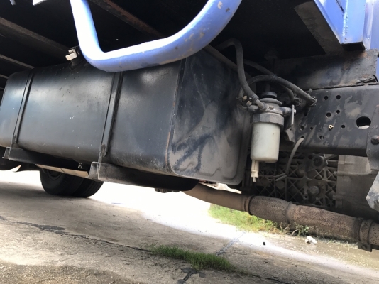 รถบรรทุก 6 ล้อมีหลังคา ยี่ห้อ ISUZU  130 แรงม้า ปีจดทะเบียน 2548