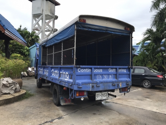 รถบรรทุก 6 ล้อมีหลังคา ยี่ห้อ ISUZU  130 แรงม้า ปีจดทะเบียน 2548