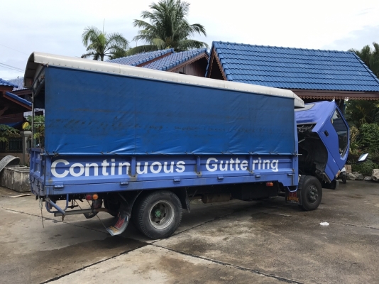รถบรรทุก 6 ล้อมีหลังคา ยี่ห้อ ISUZU  130 แรงม้า ปีจดทะเบียน 2548