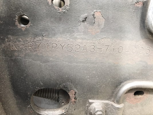 รถบรรทุก 6 ล้อมีหลังคา ยี่ห้อ ISUZU  130 แรงม้า ปีจดทะเบียน 2548