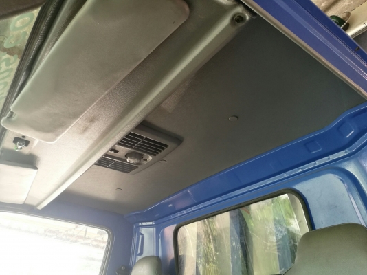 รถบรรทุก 6 ล้อมีหลังคา ยี่ห้อ ISUZU  130 แรงม้า ปีจดทะเบียน 2548