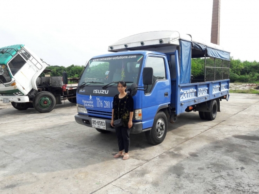 รถบรรทุก 6 ล้อมีหลังคา ยี่ห้อ ISUZU  130 แรงม้า ปีจดทะเบียน 2548