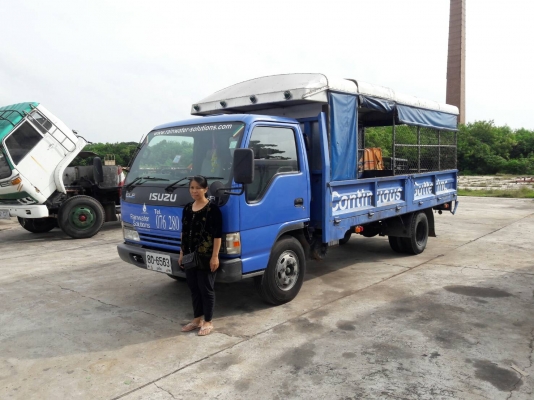 รถบรรทุก 6 ล้อมีหลังคา ยี่ห้อ ISUZU  130 แรงม้า ปีจดทะเบียน 2548