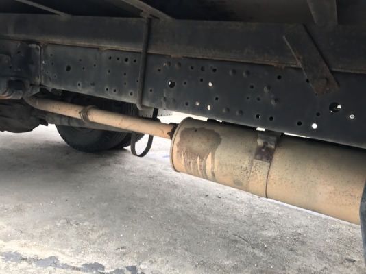 รถบรรทุก 6 ล้อมีหลังคา ยี่ห้อ ISUZU  130 แรงม้า ปีจดทะเบียน 2548