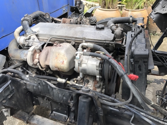 รถบรรทุก 6 ล้อมีหลังคา ยี่ห้อ ISUZU  130 แรงม้า ปีจดทะเบียน 2548