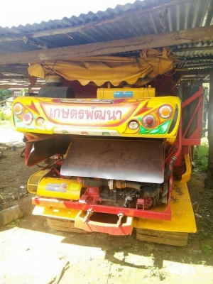 ขายรถเกี่ยวข้าวเกษตรปี56 ปลดหนี้เครื่อง240 HINO JO8Cเทอร์โบว์ สภาพเดิมสวยใช้นาปี