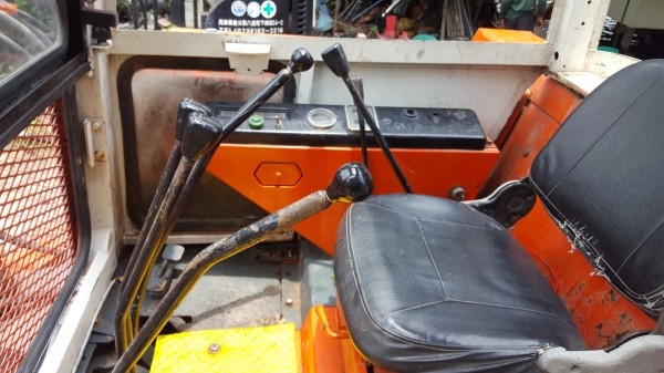 ขายkubota. Kh045.  เครื่องฟิตใหม่ มีลายแย๊ก เท่าpc50