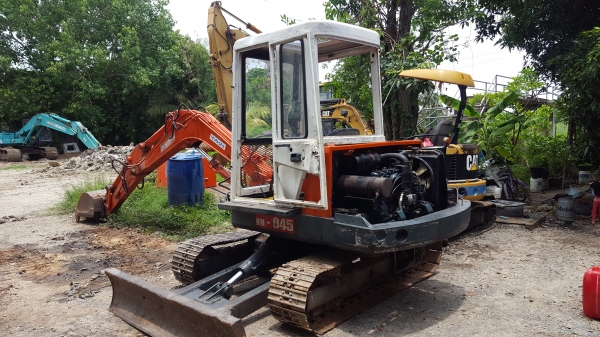 ขายkubota. Kh045.  เครื่องฟิตใหม่ มีลายแย๊ก เท่าpc50