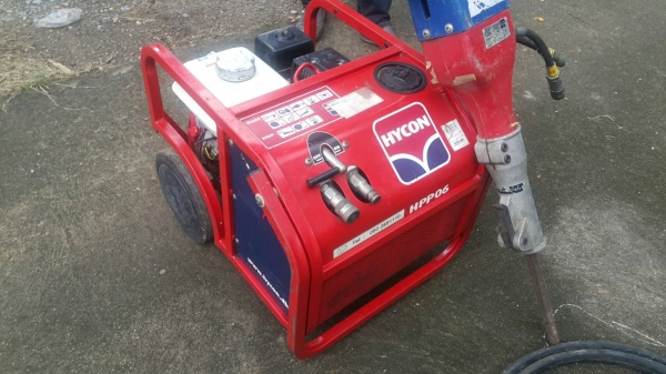 ขายเครื่องสกัดคอนกรีต (ลม)สภาพดีเหมือนใหม่