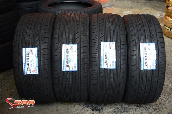 TOYO C1S 225/40R19 เส้นละ 8,500 บาท