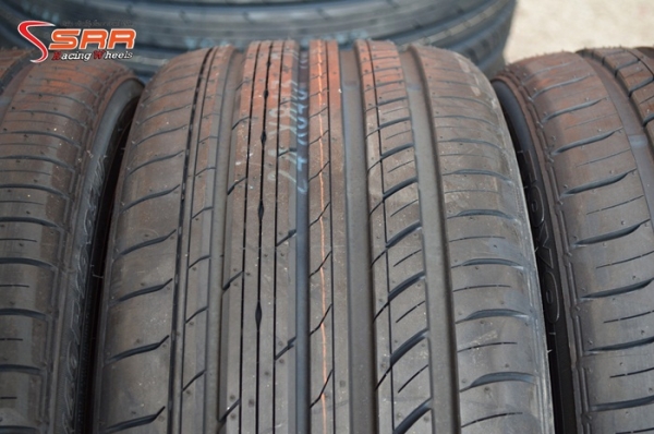 TOYO C1S 225/40R19 เส้นละ 8,500 บาท TOYO C1S 225/40R19 เส้นละ 8,500 บาท